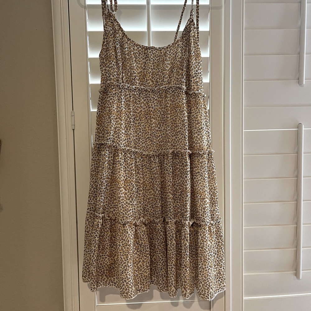 Lightweight yellow printed sundress!